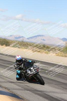 media/Nov-16-2025-Race Pace (Sun) [[8c5fa54630]]/Verified Riders/4-Turn 3 Inside (1050am)/